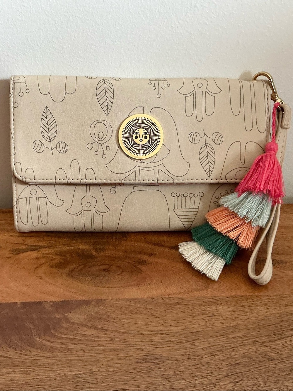 Jungalow by Justina Blakeney Wristlet Wallet Cream Sun Hamsa Print Tassel Strap